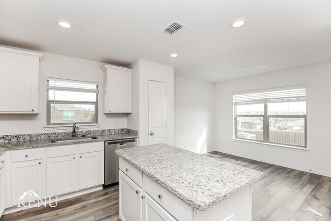 Photo - 123 Holster Holw Rd