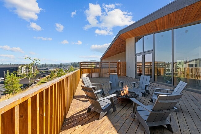 Range Apartments