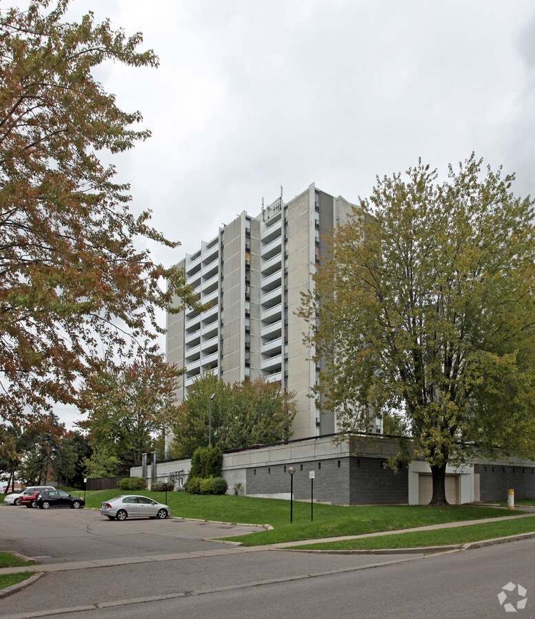 Photo - Oxford Towers