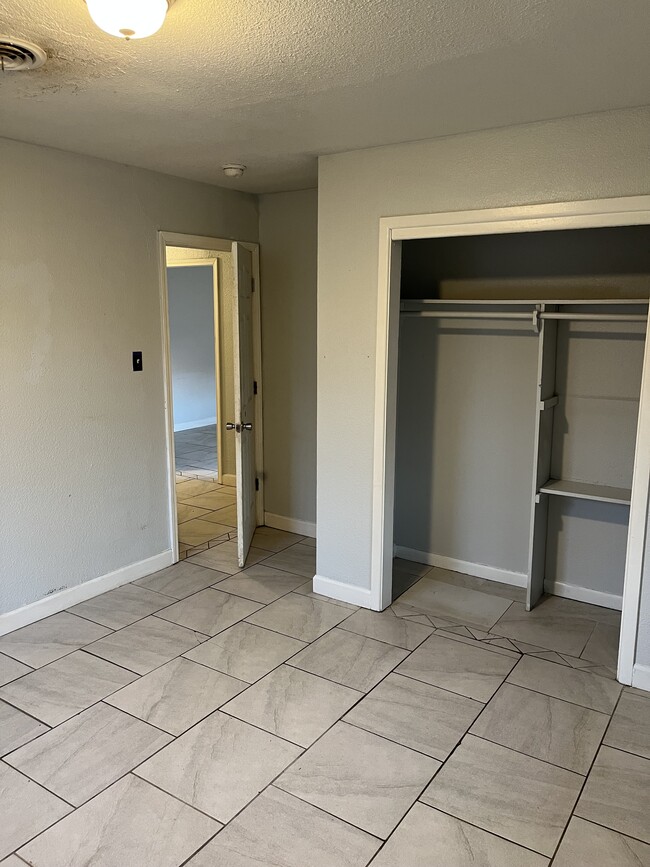 Photo - 915 S 8th St