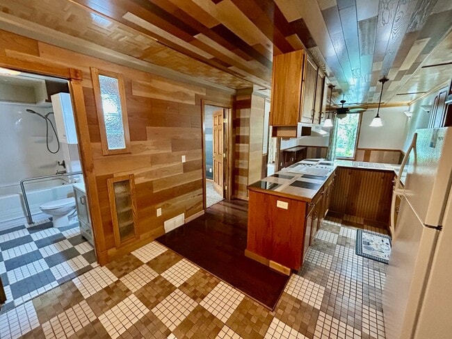 Photo - 436 E 13th St Unidad APT #1