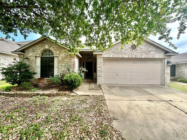 Charming 3/BR 2/BA One-Level Home with Fen... - Charming 3/BR 2/BA One-Level Home with Fen...
