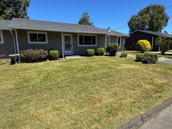 Photo - 3 Bedroom House in Waldport!