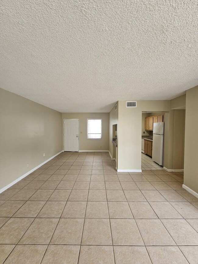 Building Photo - 1880 N Congress Ave Unit 209