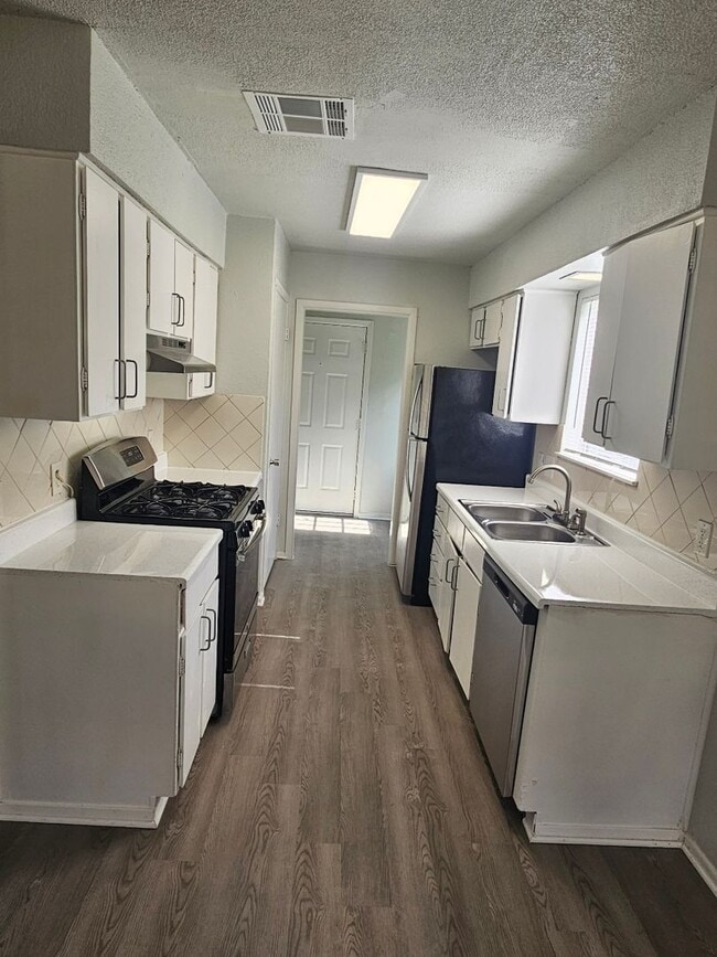 Photo - PRELEASING FOR MID AUGUST! Cozy 3/2 in the Heart of South Austin!