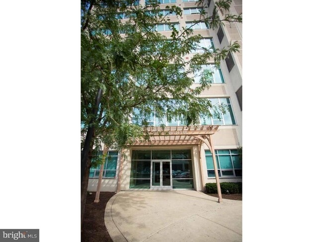 811 Filbert St Unit 209