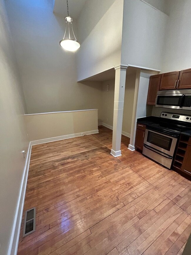 Photo - Mortons Apartments