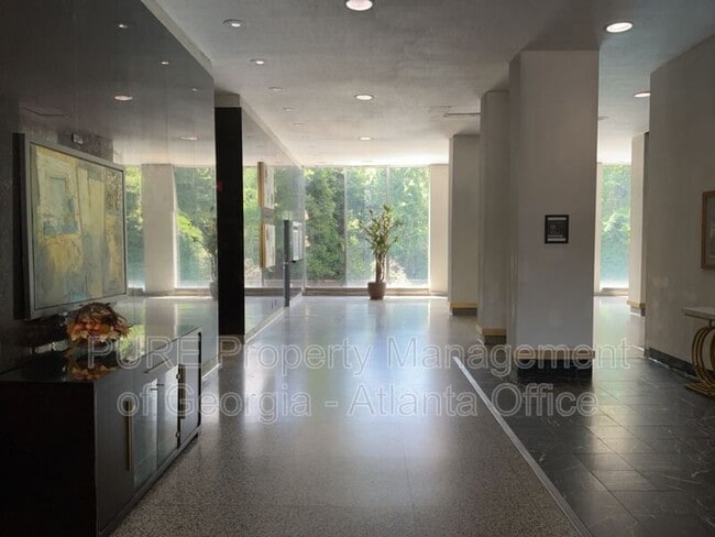 Photo - 215 Piedmont Ave NE Unidad Apt 1206