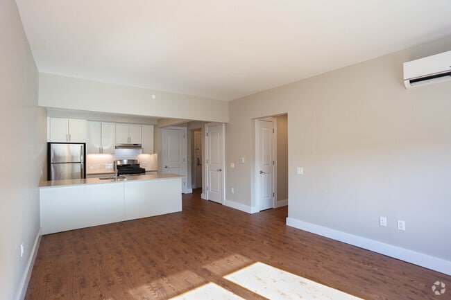 2BR,2BA - 967SF - Kitchen/Living Room - Luxe By Russos