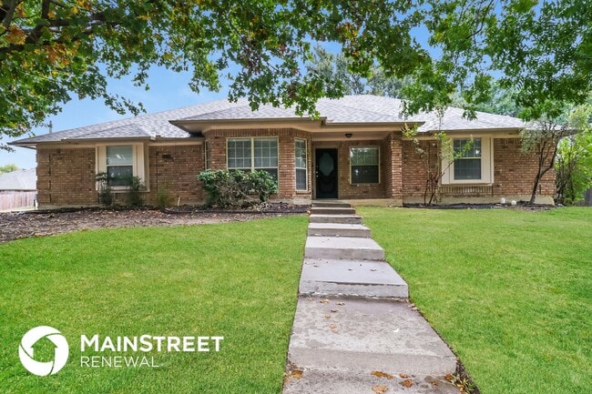 Building Photo - 1316 Spyglass Dr