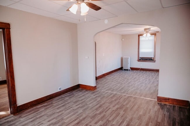 Photo - 2441 Templeton St