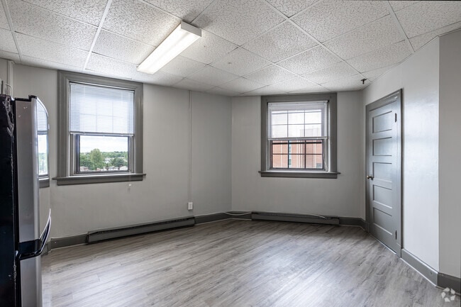 1BR, 1BA - Ktchen