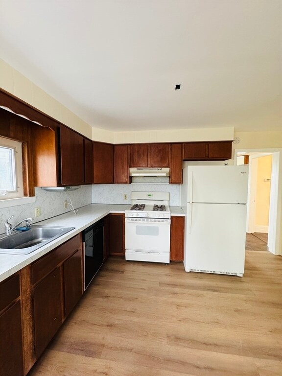 Photo - 111 Walnut St