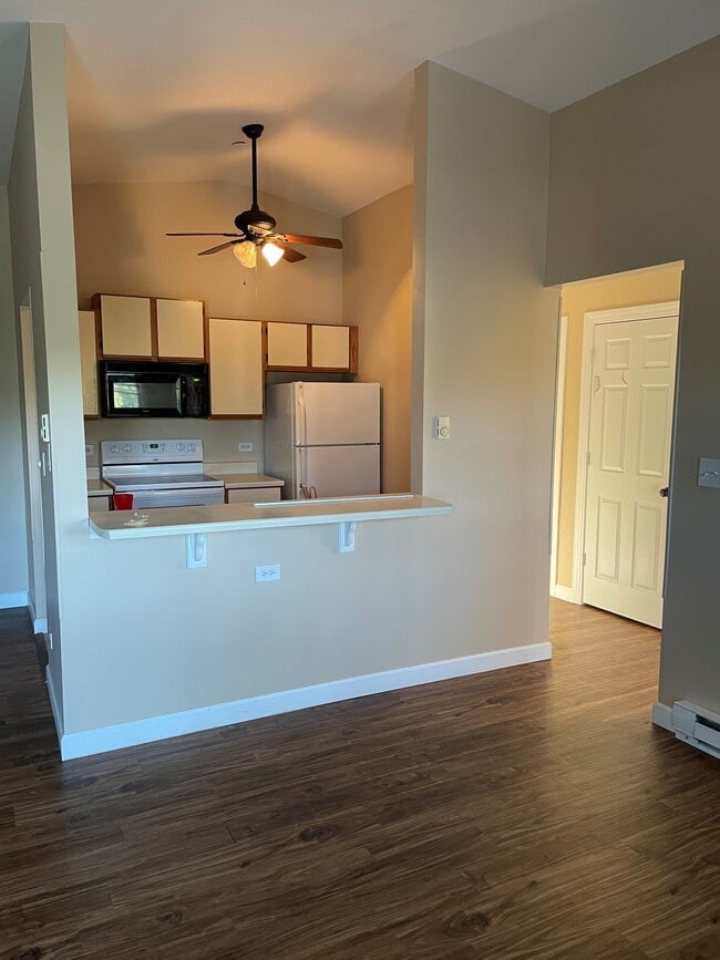 Kitchen - 1343 Cunat Ct Unit 3D