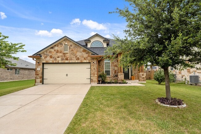 Building Photo - 5516 Pinery Dr