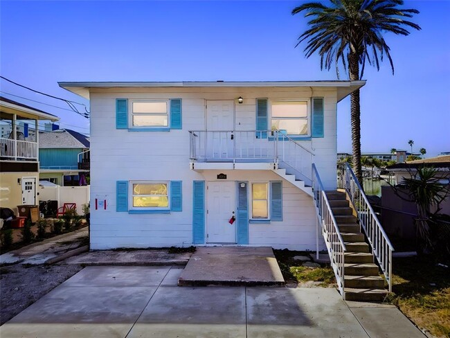 14919 N Bayshore Dr