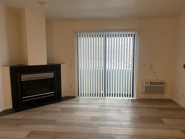 Photo - 6025 Monona Dr Unit Monona Apt 1