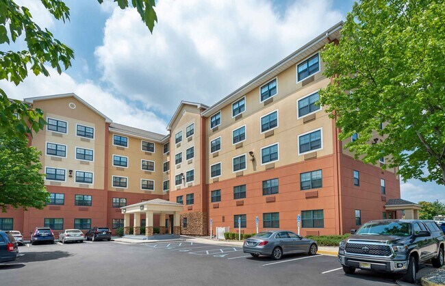Furnished Studio-Secaucus - Meadowlands
