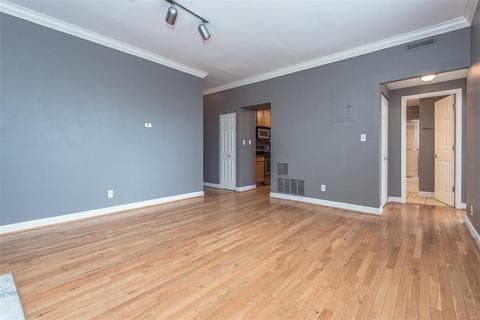 Building Photo - 5671 Waterman Blvd Unit 31