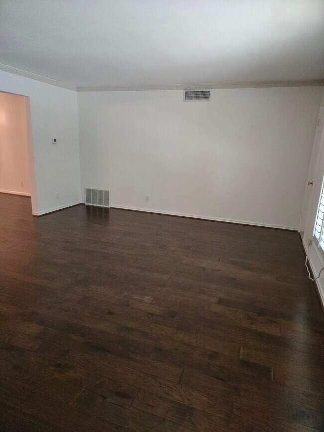 Photo - 8604 Baltimore Dr