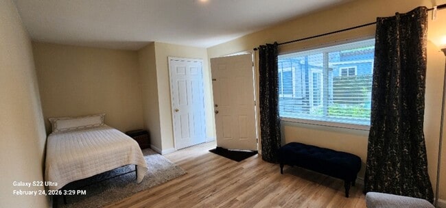 Photo - Large ADU Completely Renovated Single Occupancy Unit Semi Furnished