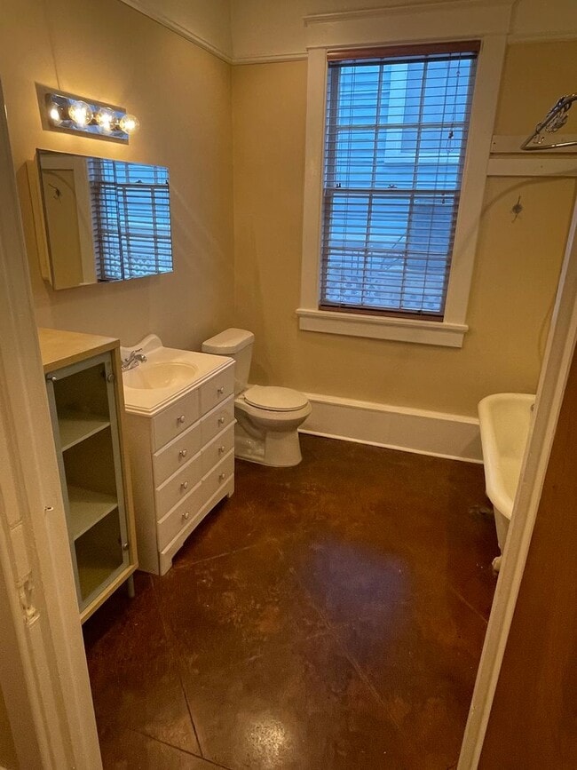 Photo - 2BD/1BA Shotgun in MidCity