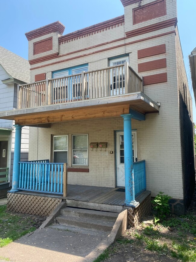 Photo - 1008 E 6th St Apartments Unit 2