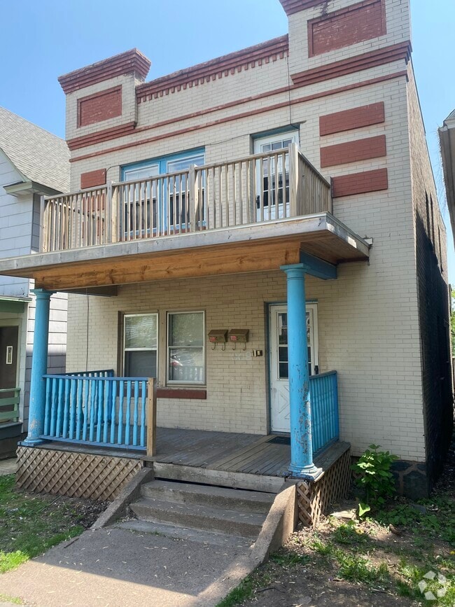 Building Photo - 1008 E 6th St Unit 2 Rental