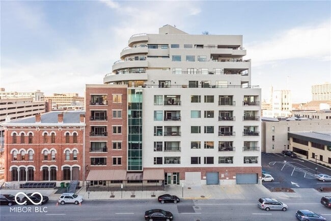 333 Massachusetts Ave Unit PH1