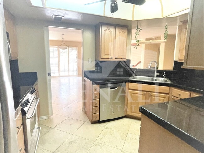 Photo - 3030 Hayden Rd