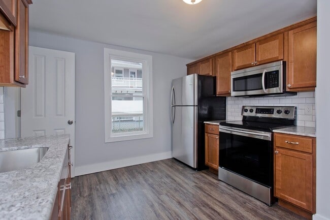 Building Photo - 10 King St Unit Apt 1