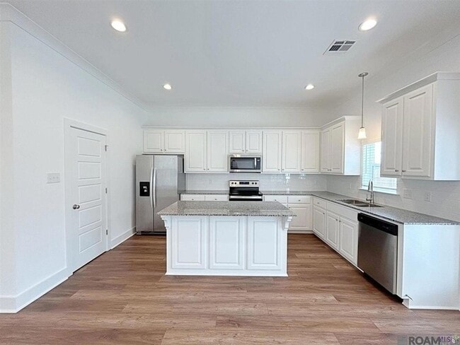 Photo - 608 Lake Shelf Dr