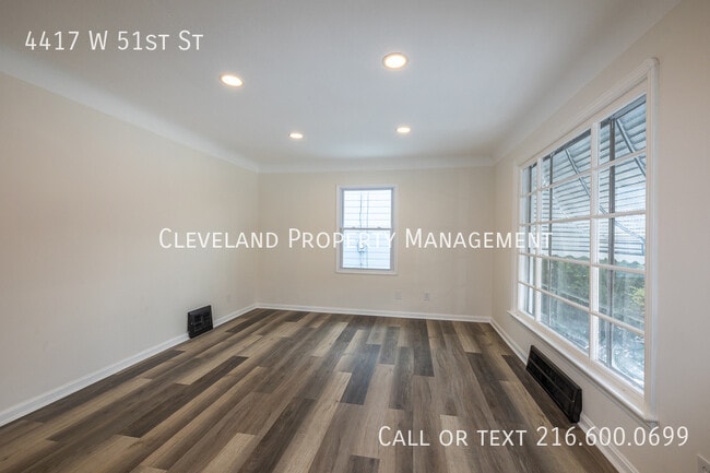 Photo - 4417 W 51st St