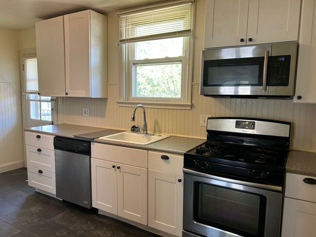 Updated 3 Bedroom, 1.5 Bath Rowhome - Updated 3 Bedroom, 1.5 Bath Rowhome