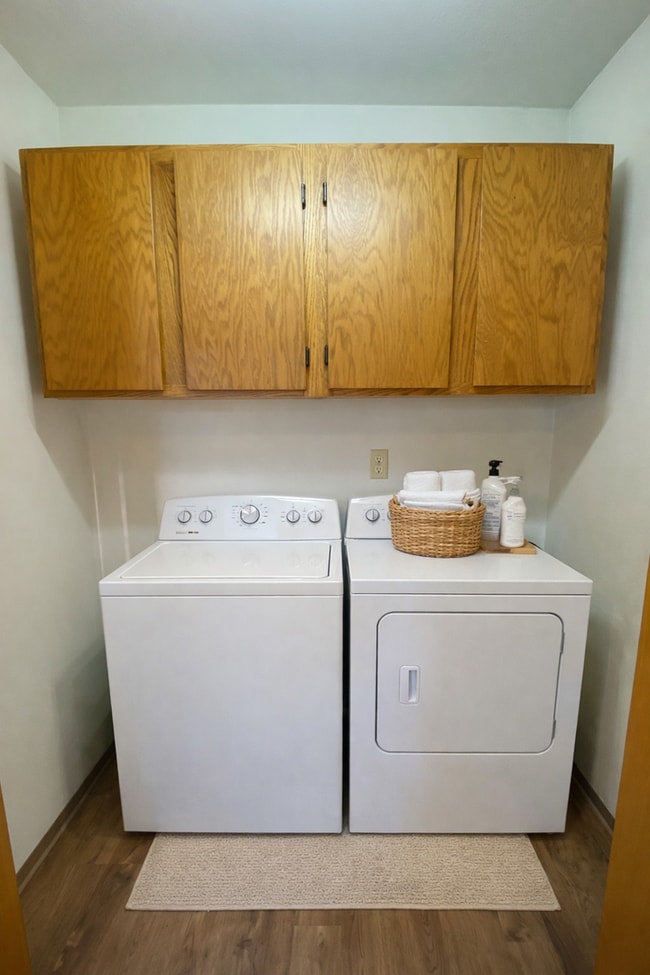 Photo - 904Spey Unit A