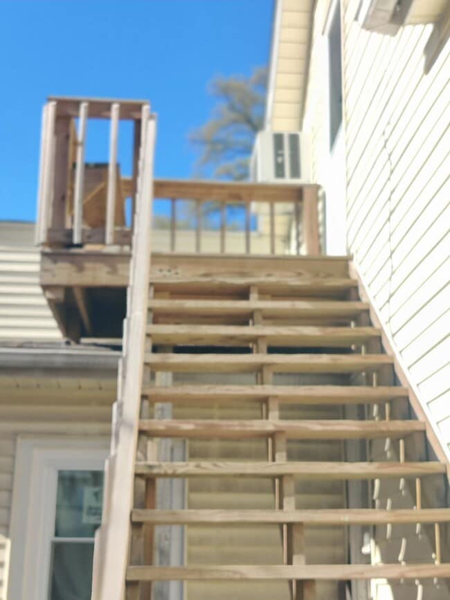 Building Photo - 607 S Green St Unit Apt C