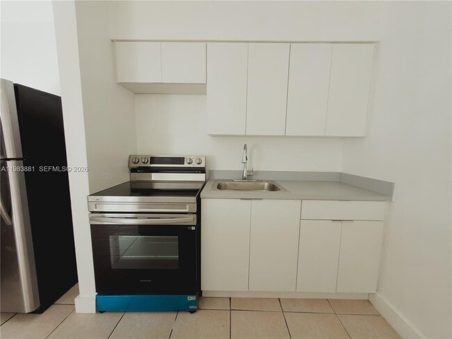 Photo - 1999 N Glades Dr Unidad 3