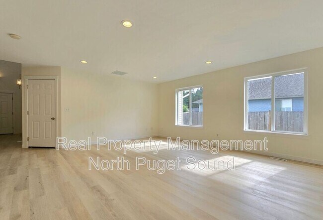 Photo - 3104 186th Pl NE