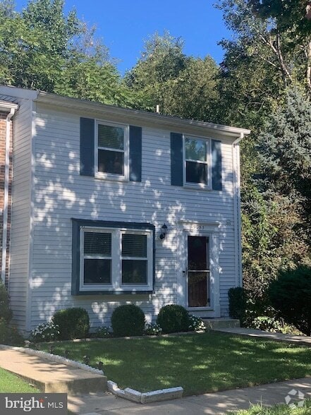 Building Photo - 9953 Valley Park Dr Rental