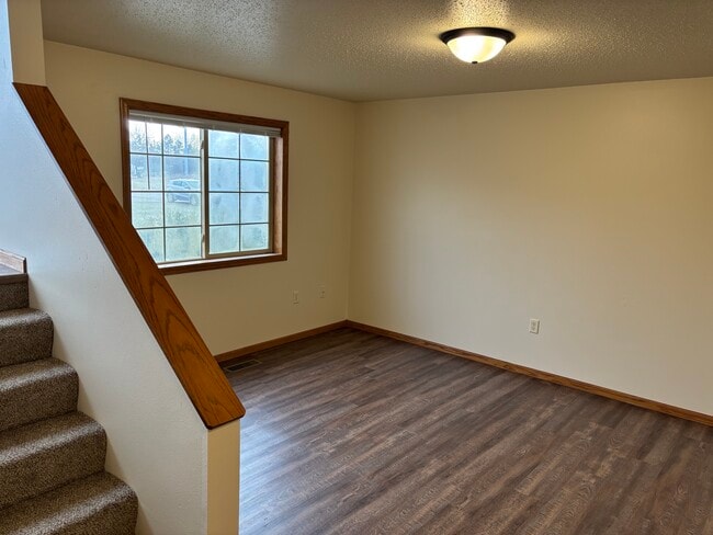 Photo - 16976 54th Ave