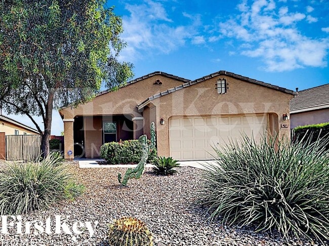 Building Photo - 802 W Love Rd