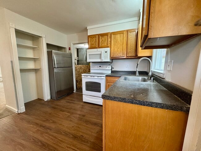 Photo - 356 A Ct