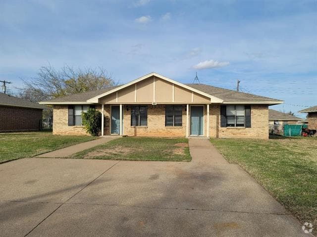 Building Photo - 66 Lori Dr Rental
