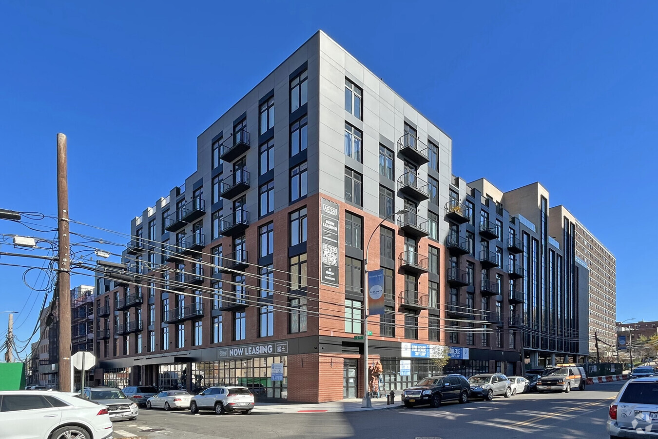 Astor on Third - Astor on Third Apartments