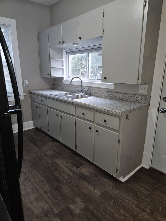 Photo - 1527 Niles Ave Unit Lower