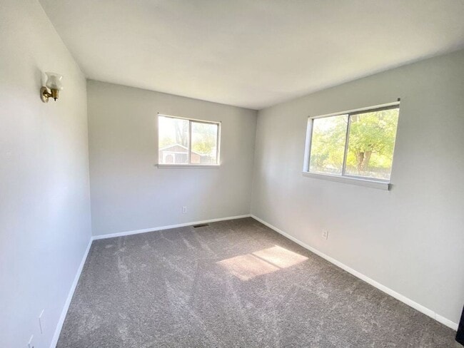 Photo - 4 bedroom ranch style hom