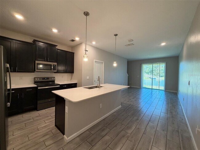 Photo - 9360 Tecumseh Dr