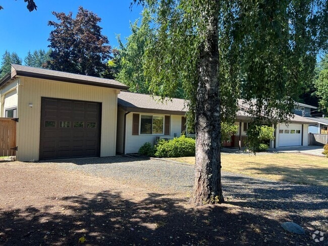 Building Photo - 3bd/2ba Bellevue Home