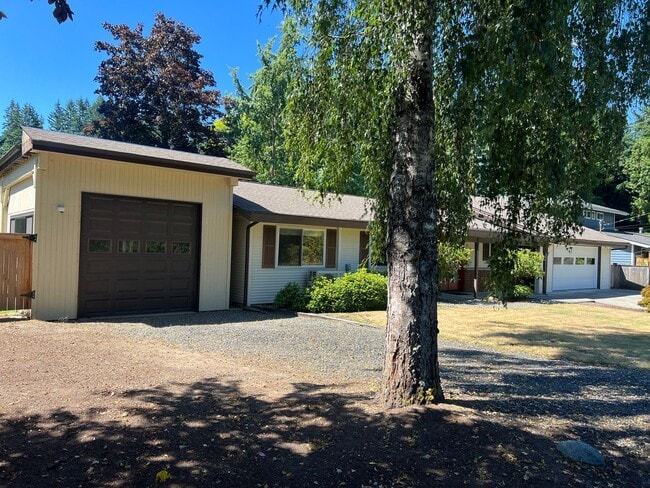 3bd/2ba Bellevue Home - 3bd/2ba Bellevue Home