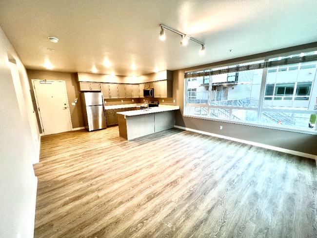 Photo - 2330 Yakima Ct Unidad D203